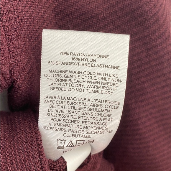 Express Cropped Sweater w/Cutouts size Small - Picture 5 of 7